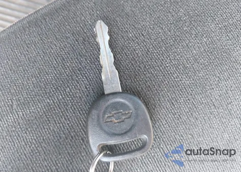 2003 Chevrolet Silverado 1500 Ls из США, поврежденный, VIN 2GCEK19V431247888